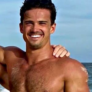 Meet your Posher, Gabriel